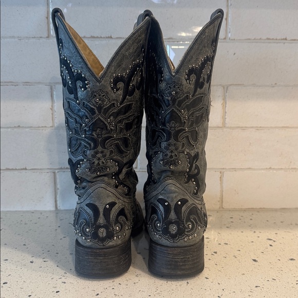 Corral Women's Gray with Black Embroidered Studs Western Boots Cowgirl Size 6M - Picture 4 of 12